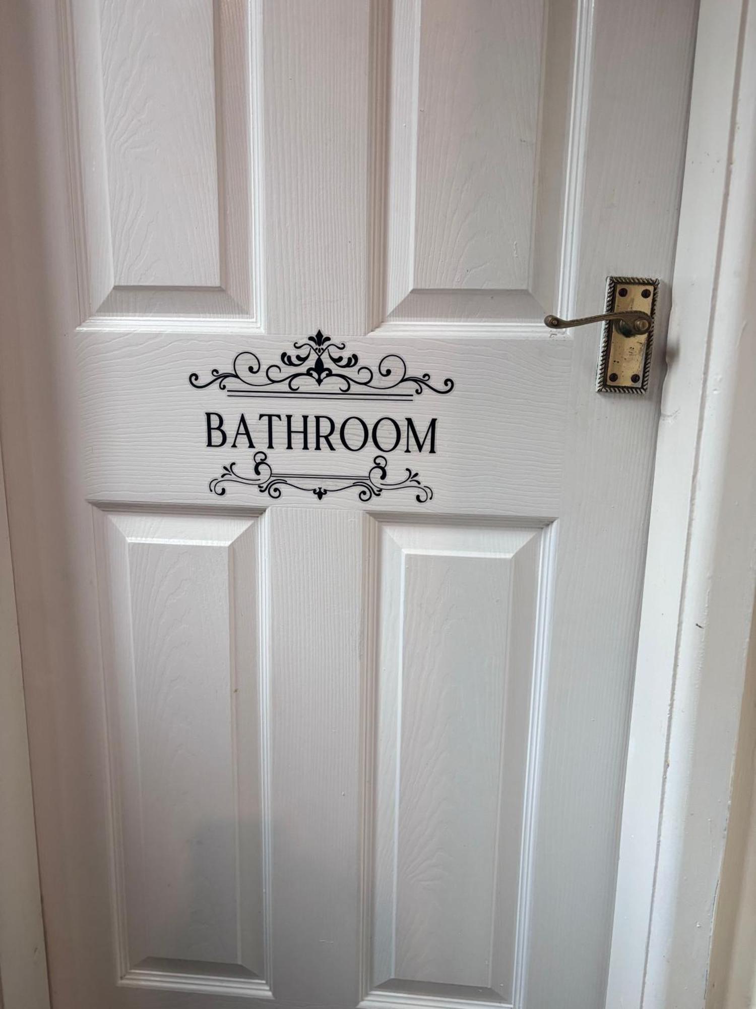 Lovely Room Within 5 Mins Walk To Stoke Train Station With Double And Single Room Exterior foto